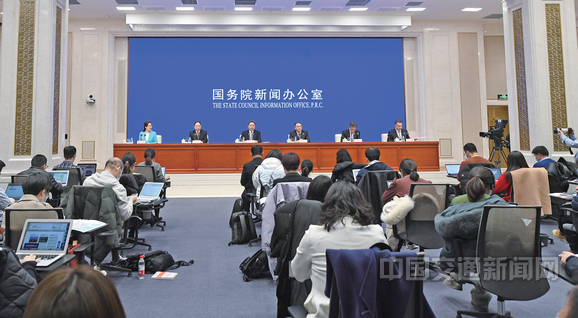 國新辦舉行落實(shí)《國家綜合立體交通網(wǎng)規(guī)劃綱要》精神、加快建設(shè)交通強(qiáng)國發(fā)布會 加快建設(shè)現(xiàn)代化高質(zhì)量國家綜合立體交通網(wǎng) 為全面建成社會主義現(xiàn)代化強(qiáng)國當(dāng)好先行