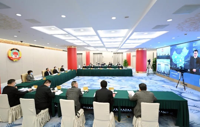 全國政協(xié)網(wǎng)絡(luò)議政遠(yuǎn)程協(xié)商會圍繞“加快智慧物流發(fā)展”協(xié)商議政 汪洋主持